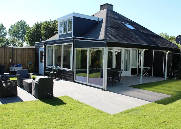 Ferienhaus In Stavenisse Mit Terrasse
