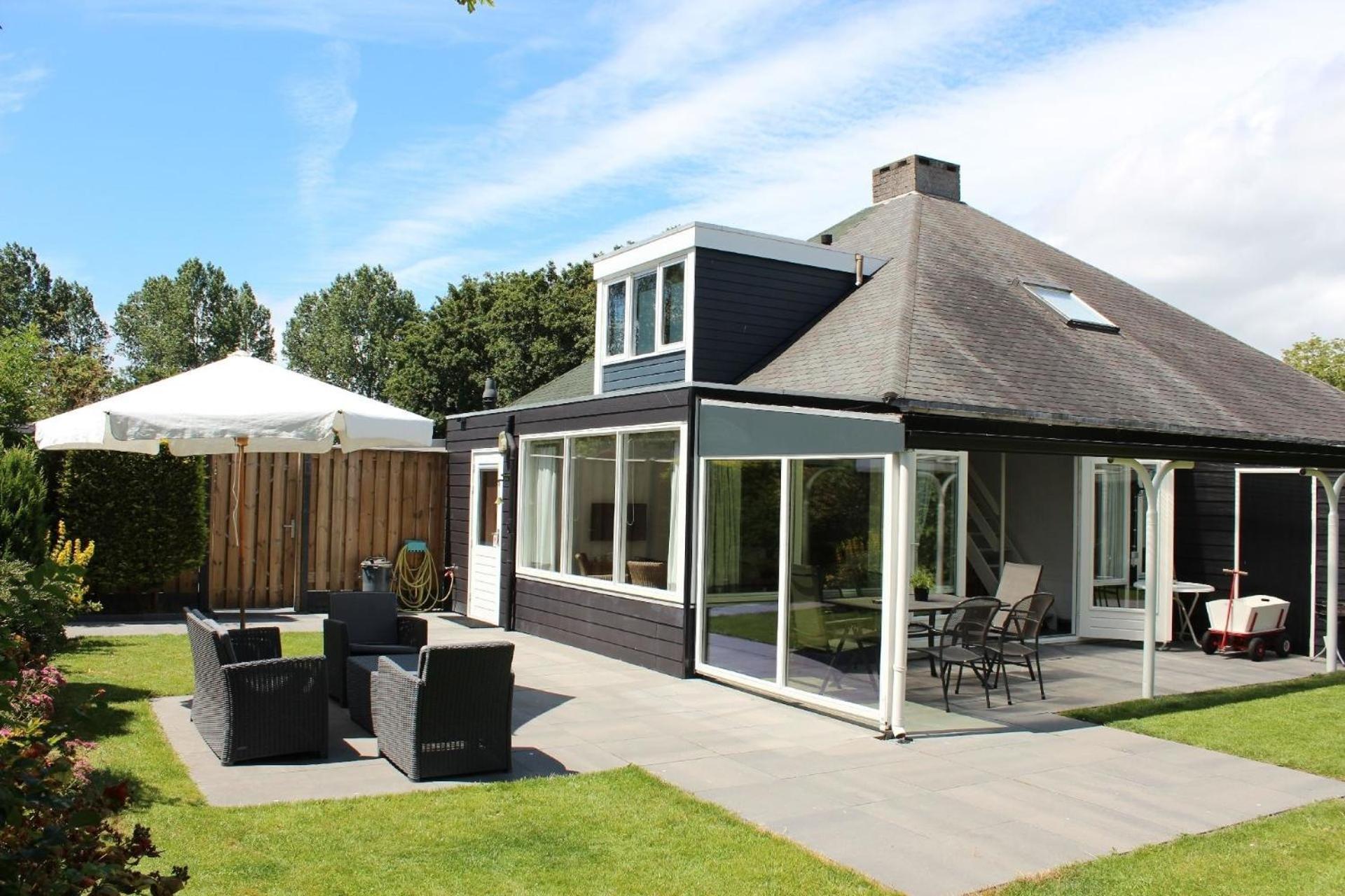 In Mit Terrasse Vakantiehuis *